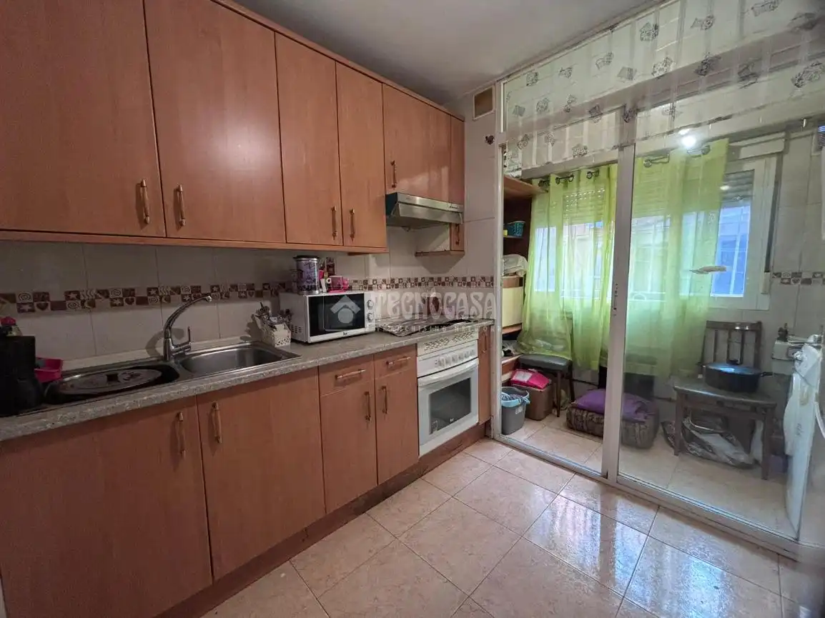 Kitchen of Flat for sale in Alcalá de Henares