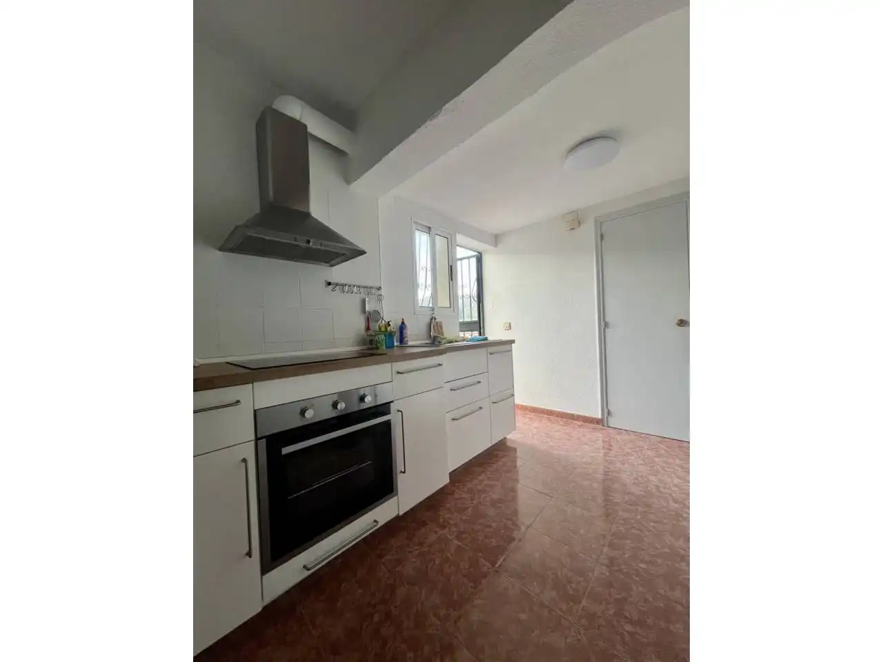 Cuina de Casa o xalet de lloguer en El Campello amb Aire condicionat, Terrassa i Moblat