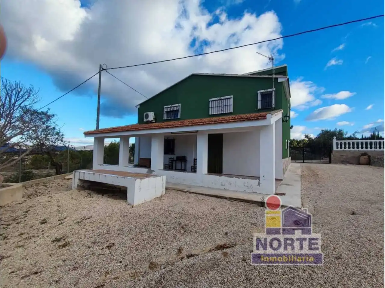 Vista exterior de Finca rústica en venda en Balones amb Aire condicionat, Jardí privat i Terrassa