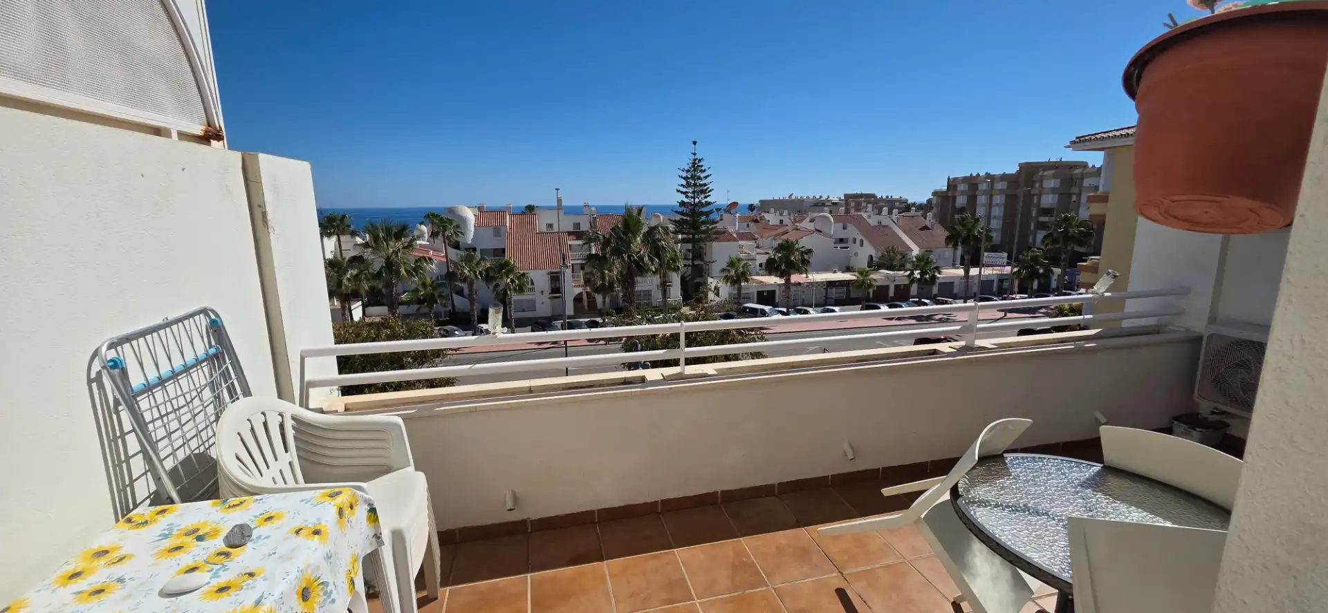 Vista exterior de Apartamento de alquiler en Torrox con Aire acondicionado, Calefacción y Terraza