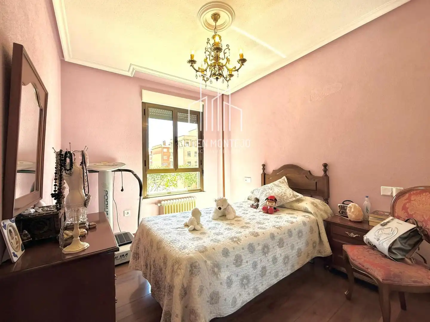 Bedroom of Flat for sale in Salamanca  with Heating, Terrace and Storage room