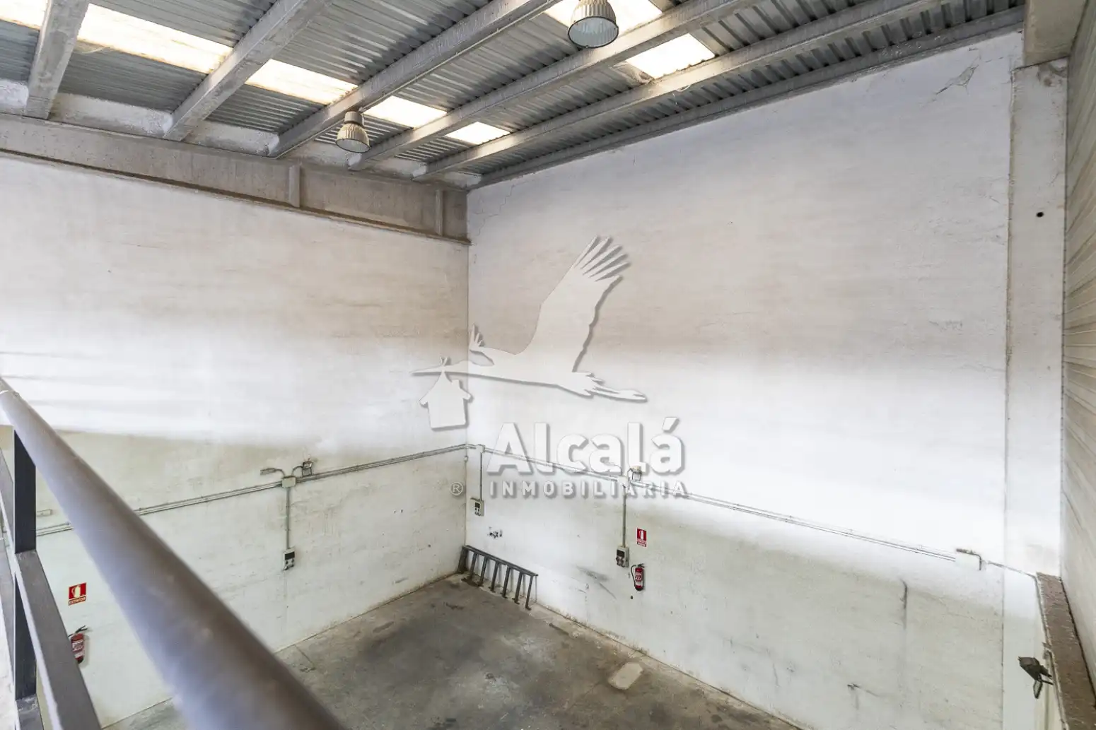 Industrial buildings for sale in Daganzo de Arriba, Madrid