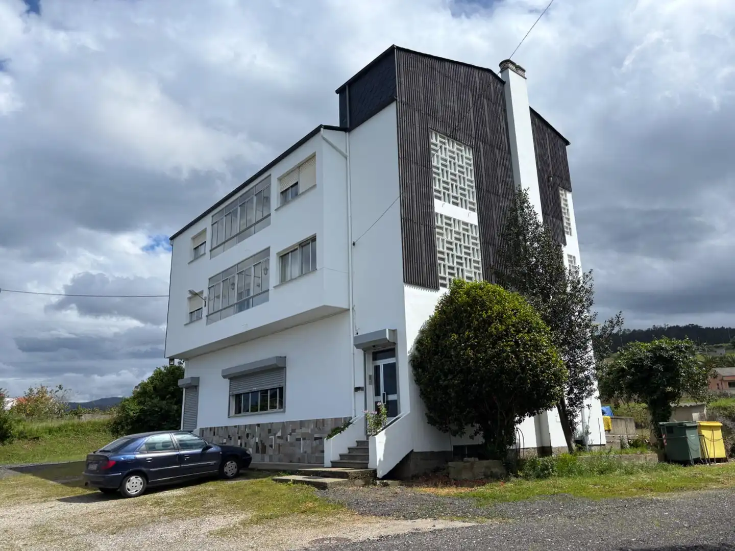 Vista exterior de Edificio en venta en Barreiros