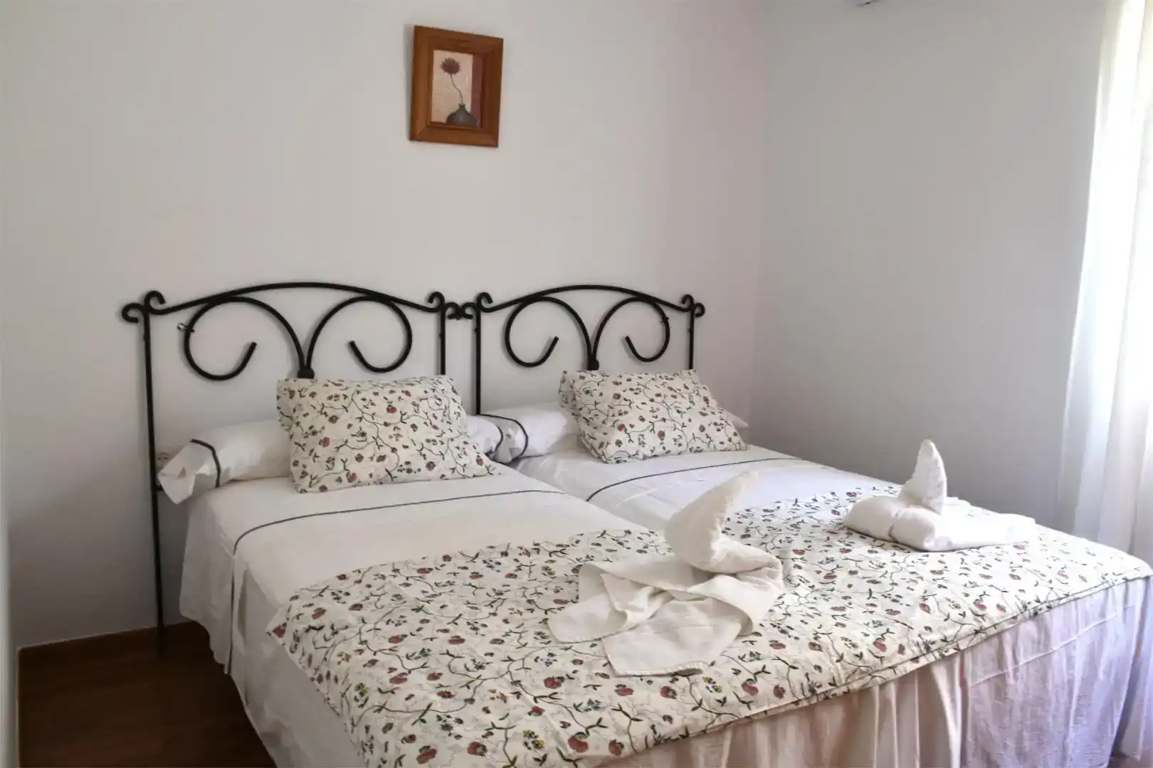 Bedroom of Flat for rent in Nerja  with Air Conditioner, Private garden and Swimming Pool