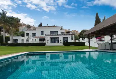 Villa mit Terrasse zum Verkauf in Avenida de Julio Iglesias s/n