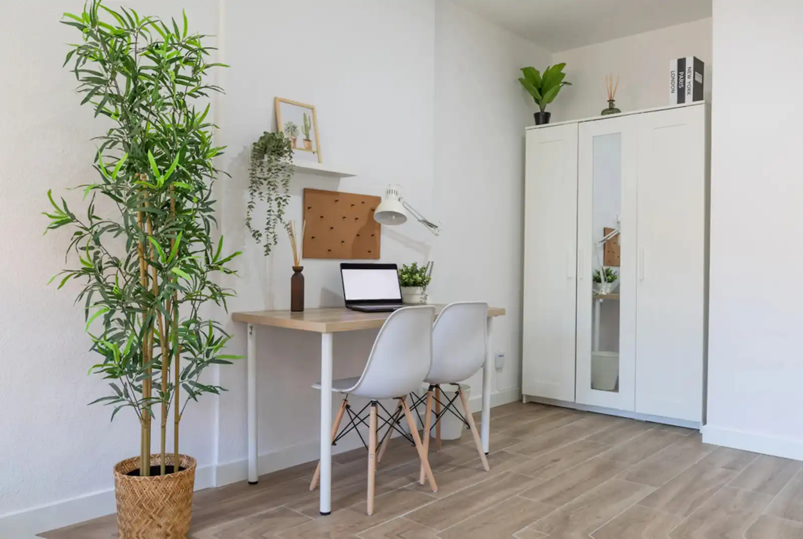 Habitación de Piso para compartir en El Carrascal