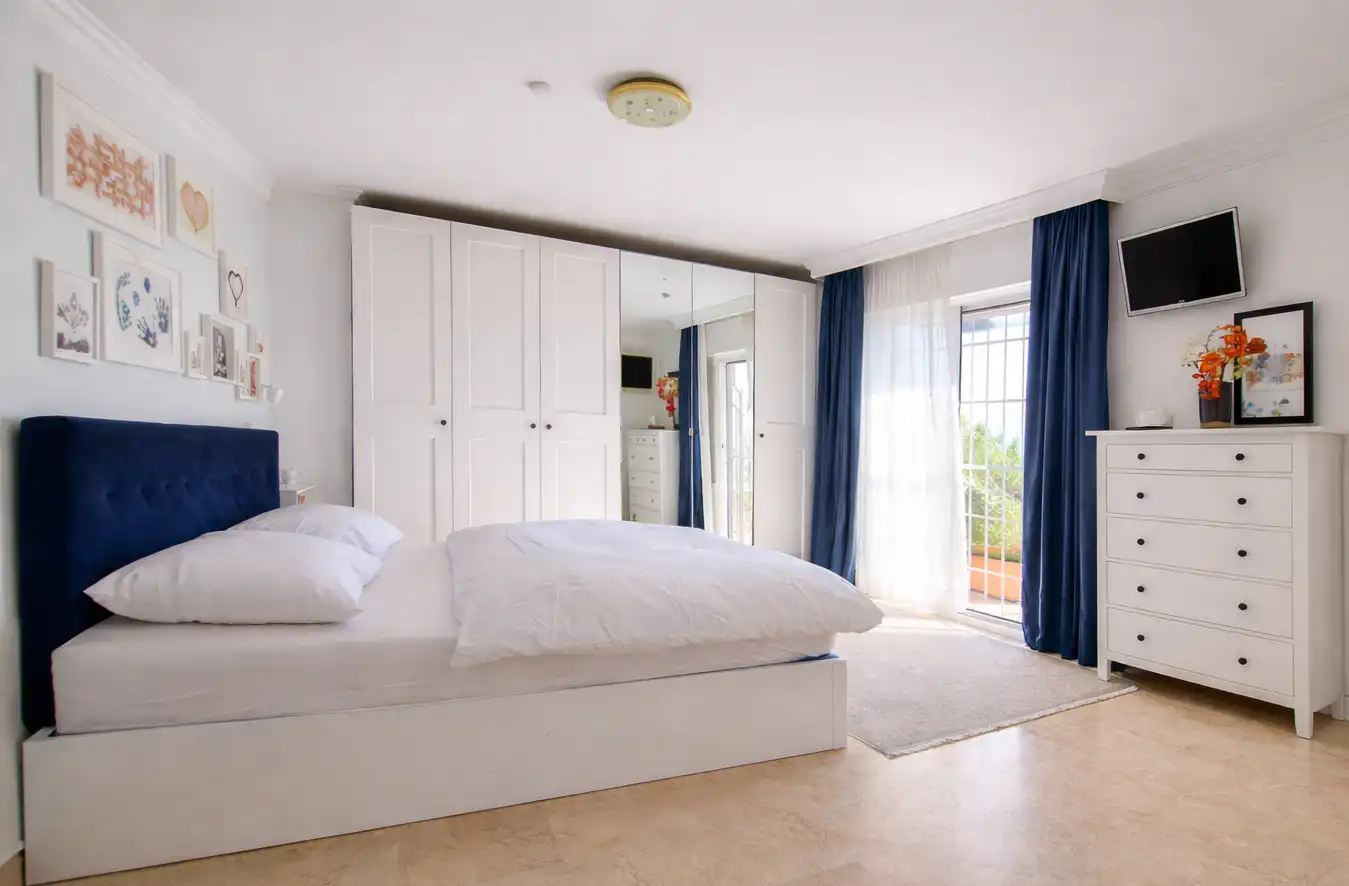 Home with terrace for sale in Estepona Pueblo, imagen 24