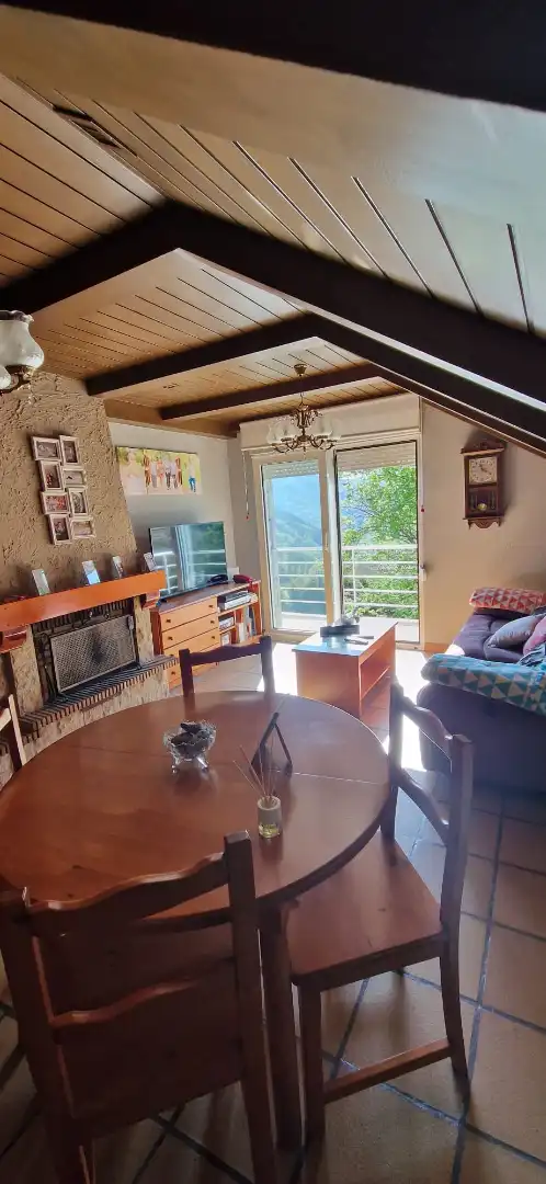 Sala d'estar de Casa o xalet en venda en Riosa amb Calefacció, Jardí privat i Terrassa