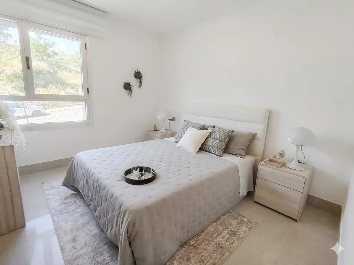 Schlafzimmer von Wohnung zum Verkauf in Mijas mit Klimaanlage, Privatgarten und Terrasse