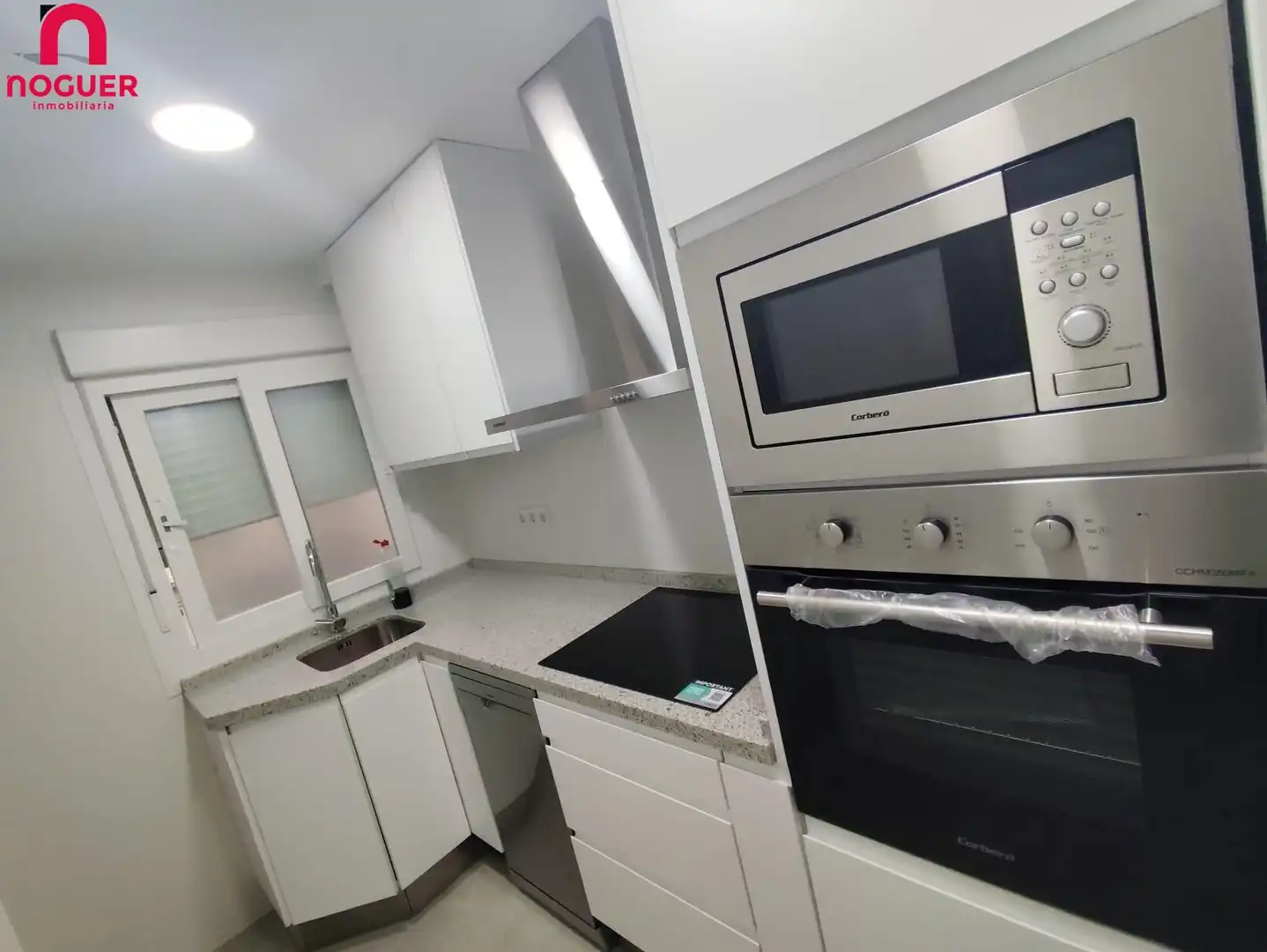 Cocina de Piso de alquiler en Córdoba con Aire acondicionado, Calefacción y Amueblado