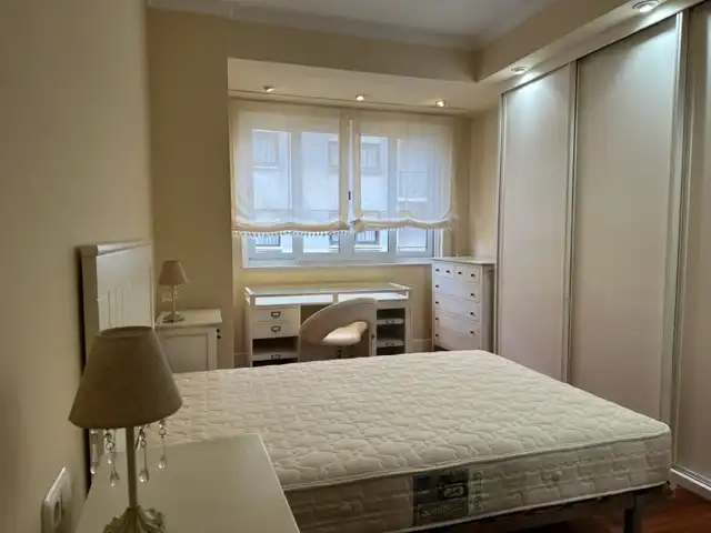 Wohnung zur Miete in Rúa da República de El Salvador, Ensanche - Sar