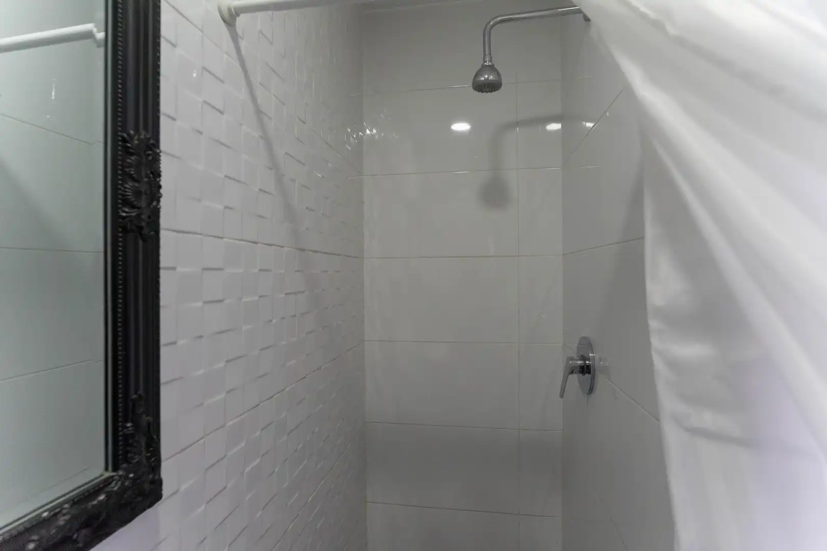 Bathroom of Detached homes for rent in Riogordo  with Air Conditioner, Private garden and Terrace
