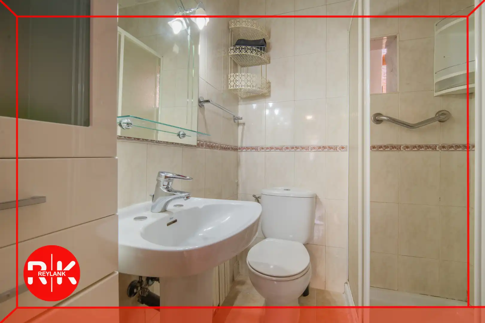 Bathroom of Flat for sale in Madrid  with Heating and Terrace