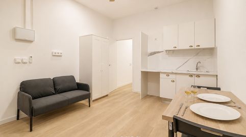 DISEÑO Y FUNCIONALIDAD · UN ESPACIO COMPLETAMENTE RENOVADO EN VILADECANS, imagen 4