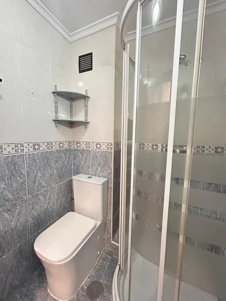 Bathroom of Flat for rent in Gijón   with Heating, Storage room and Furnished
