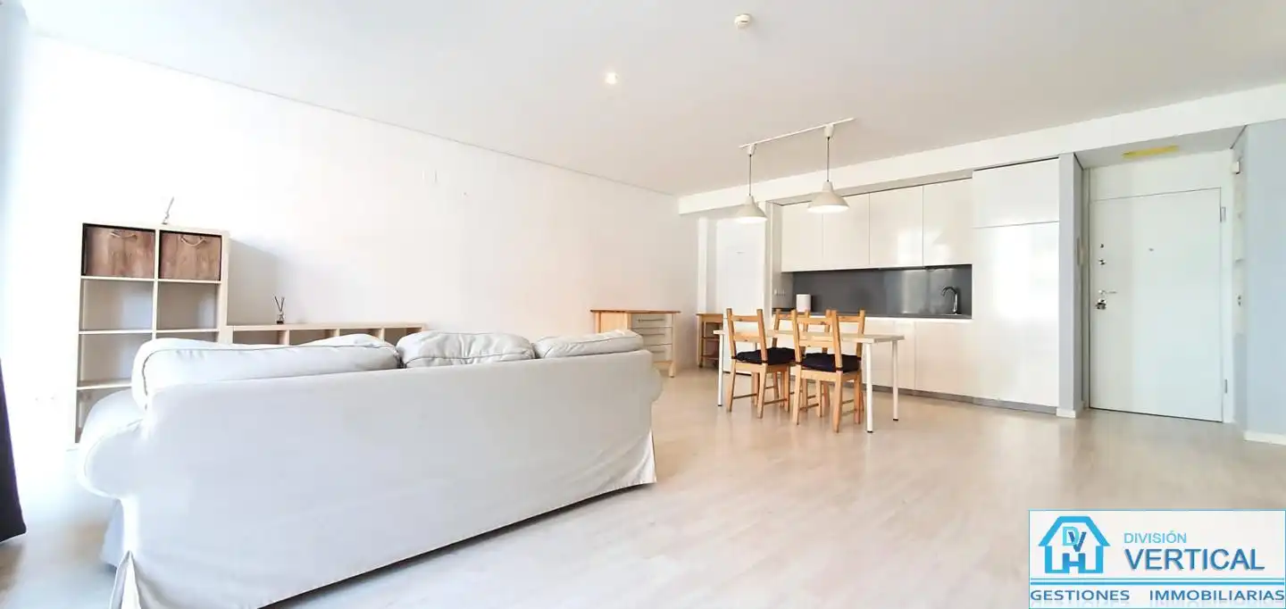 Sala de estar de Estudio de alquiler en Manises con Aire acondicionado, Calefacción y Terraza