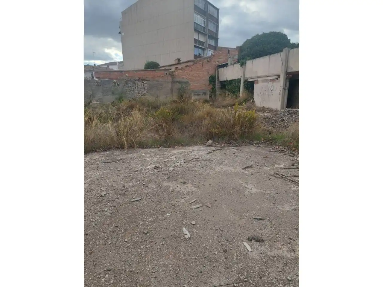 Residential land for sale in Calle Oluges, imagen 2