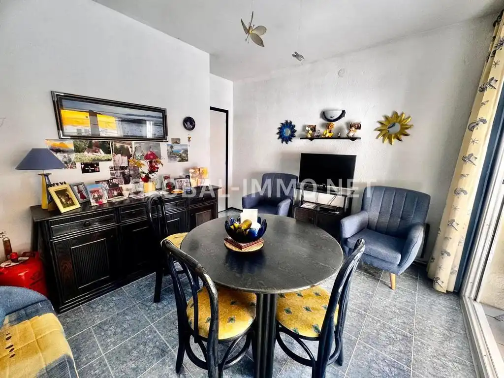 Menjador de Apartament en venda en Roses amb Aire condicionat, Calefacció i Terrassa