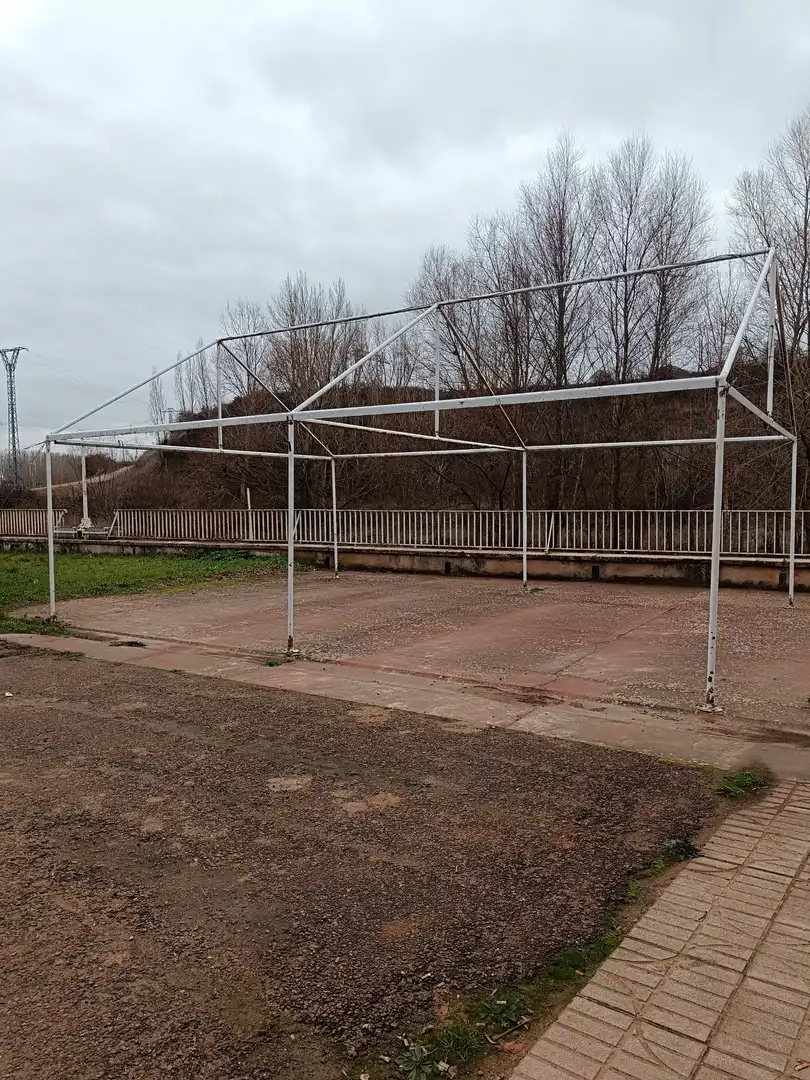 Aparcament de Local en venda en Herrera de Pisuerga amb Moblat