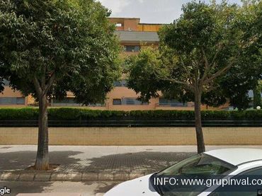 Piso en venta en calle Pintor Genaro Palau 18