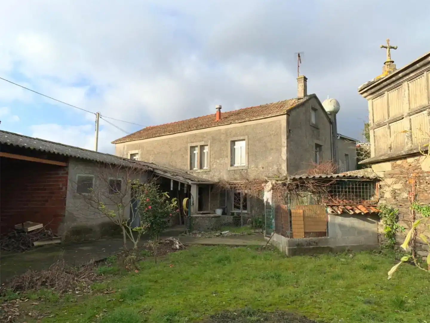 Vista exterior de Casa o chalet en venta en Paderne