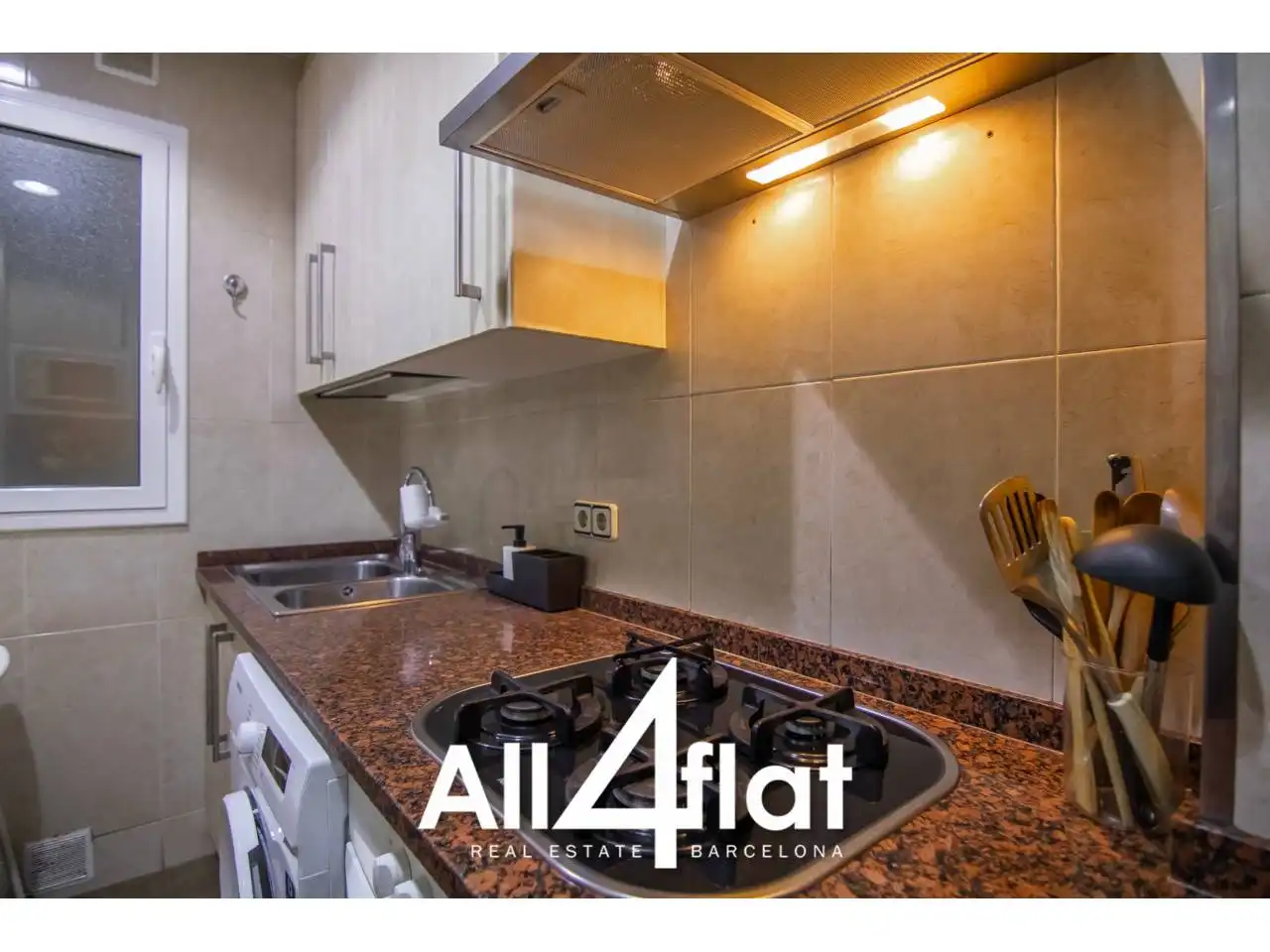 Kitchen of Flat for rent in Barcelona  with Furnished and Alarm