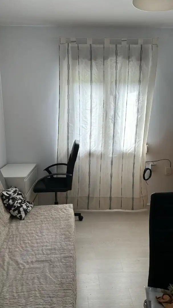 Habitación de Piso en venta en Gijón  con Calefacción