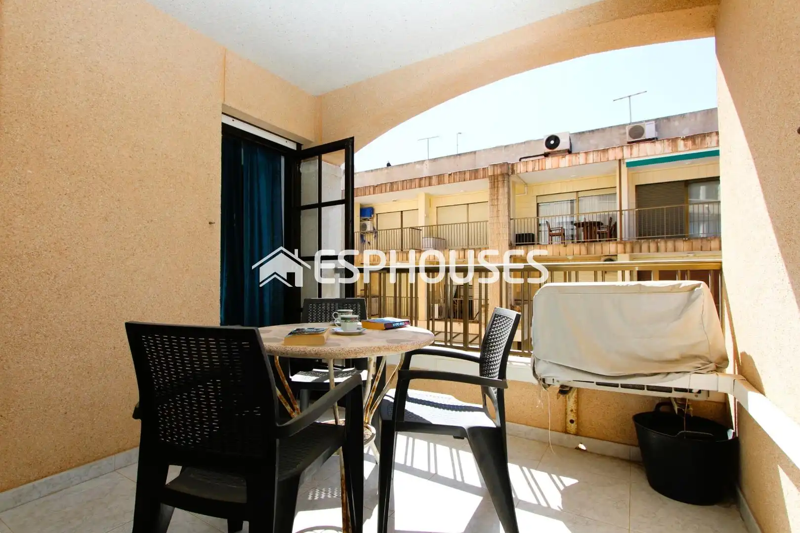 Terraza de Apartamento en venta en Guardamar del Segura con Aire acondicionado, Trastero y Amueblado