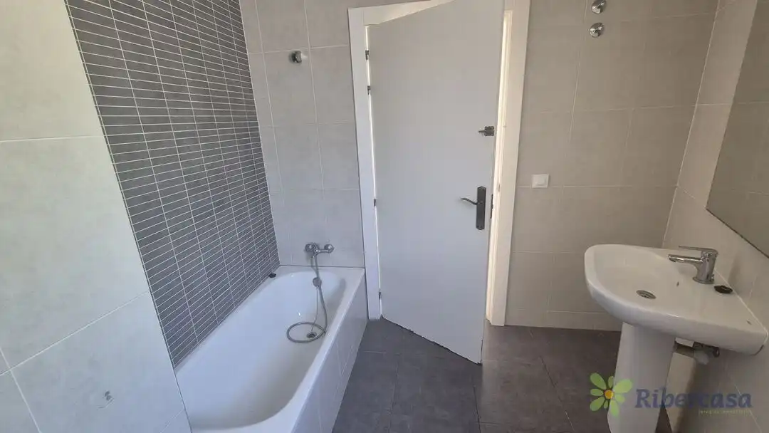 Bany de Casa o xalet en venda en Tudela amb Aire condicionat, Calefacció i Traster