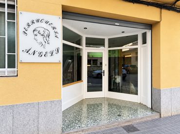 Locale commerciale in vendita a d'Alfons XIII