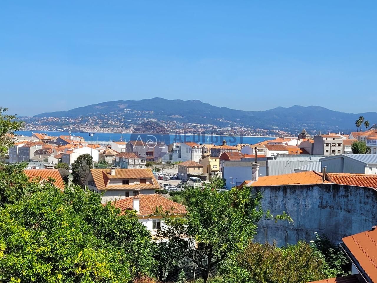 Vista exterior de Casa o xalet en venda en Baiona amb Jardí privat i Terrassa