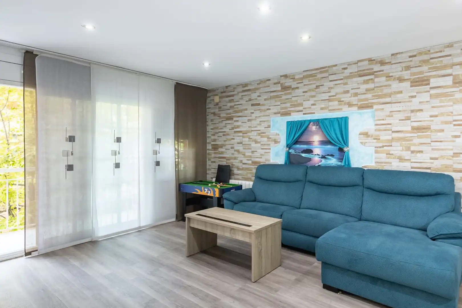Living room of Flat for sale in Can Borrell