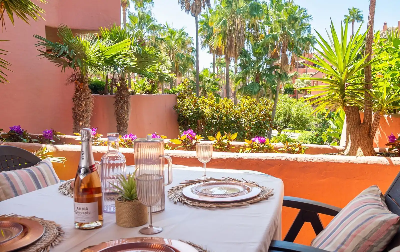 Apartamento con piscina en venta en Estepona Pueblo, imagen 7
