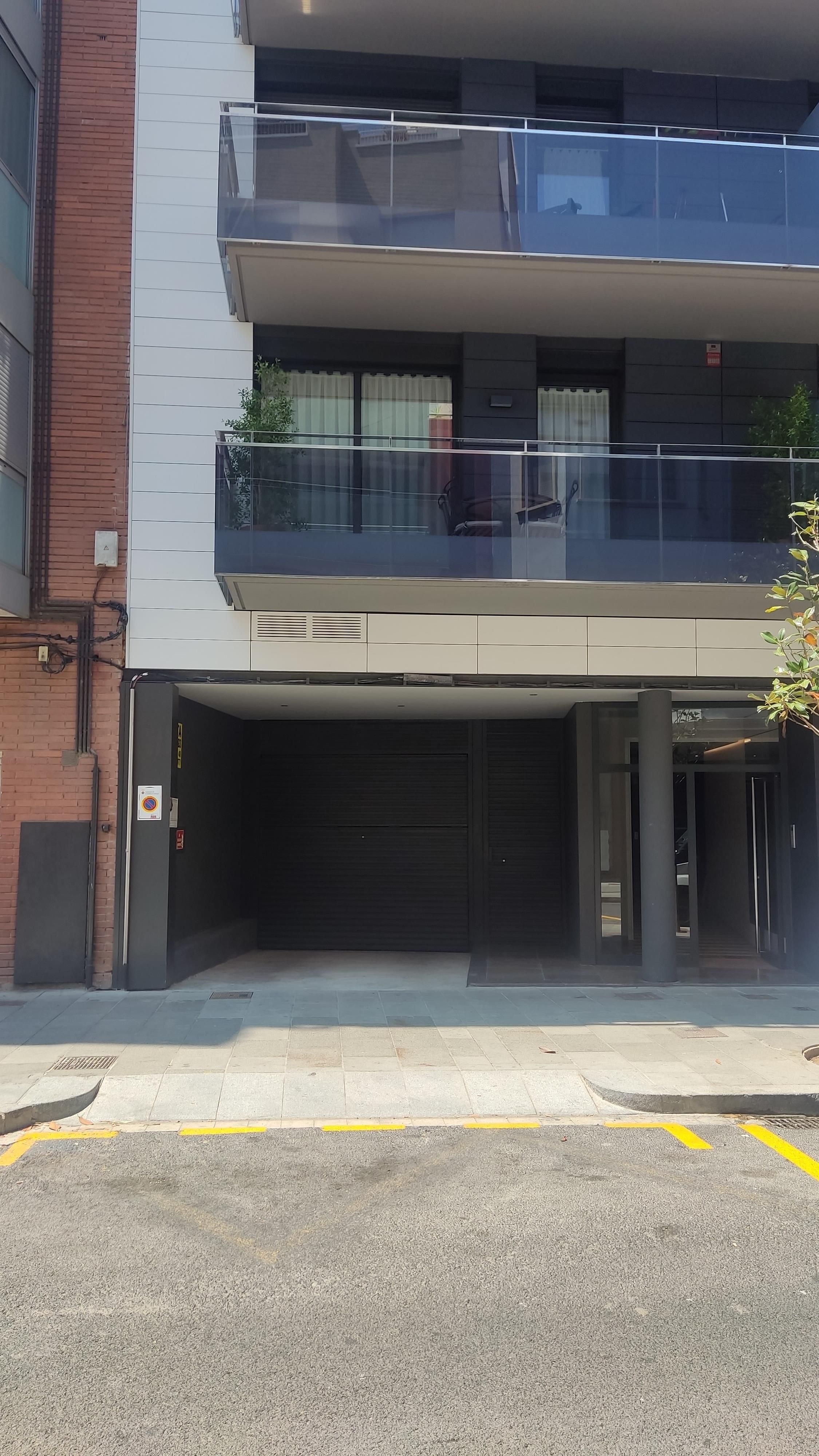 Exterior view of Garage to rent in Cornellà de Llobregat