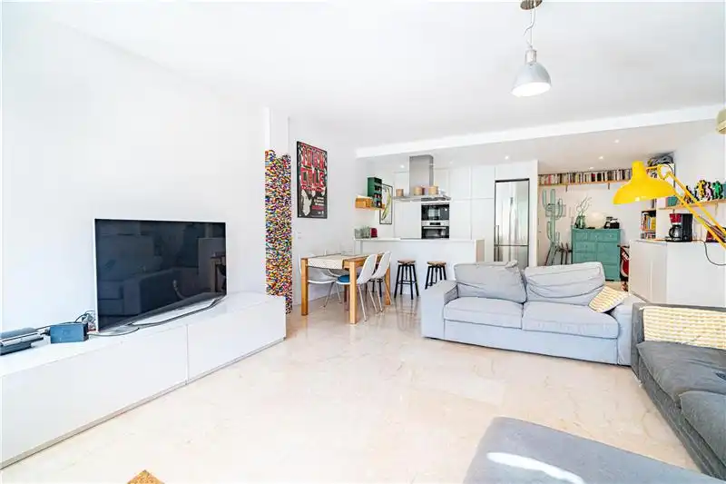 Sala de estar de Piso en venta en Calvià con Aire acondicionado, Terraza y Piscina comunitaria