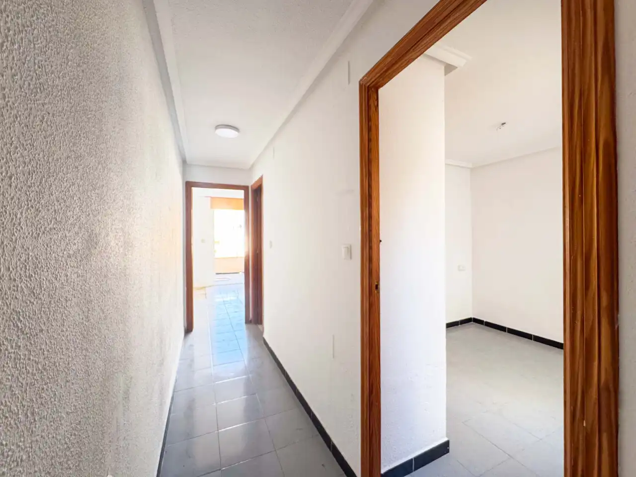Ático en venta en Torrevieja con Calefacción, Terraza y Balcón