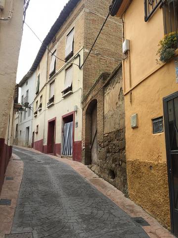 Casa-chalet en Venta en C/ Larena Juliana en Ejea de los Caballeros