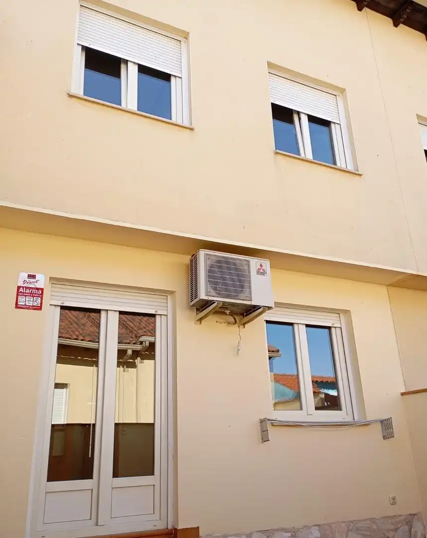 Exterior view of Detached homes for sale in Ciempozuelos  with Air Conditioner, Heating and Terrace
