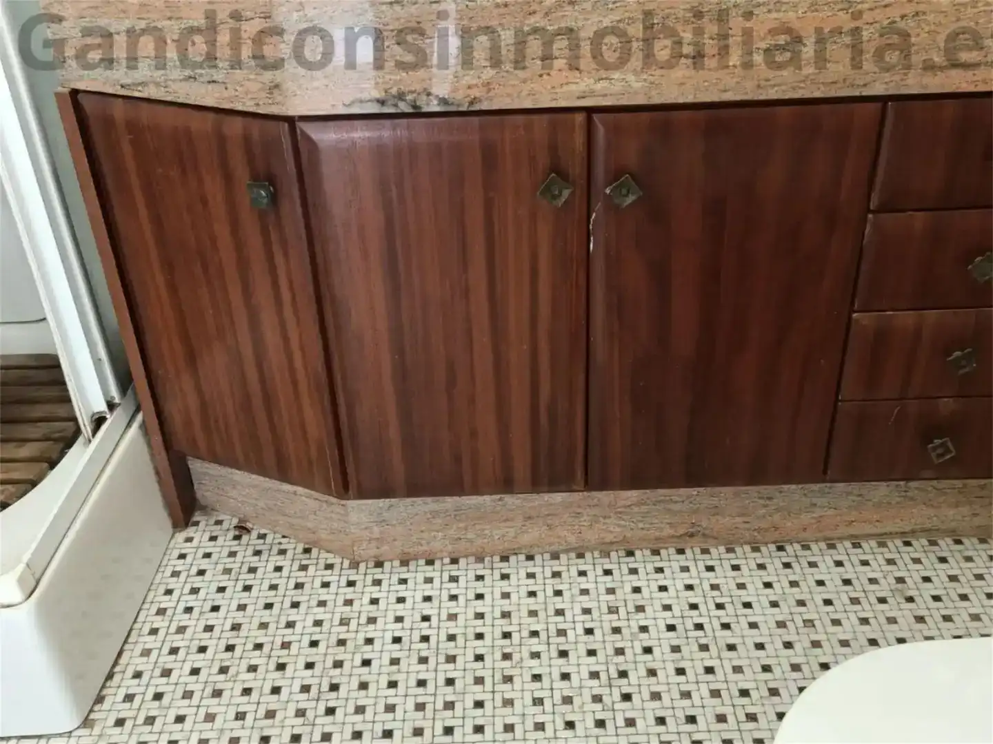 Bany de Pis en venda en Gandia amb Aire condicionat i Balcó