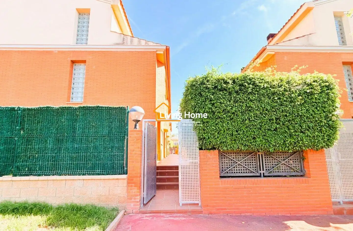 Vista exterior de Casa o chalet en venta en Cambrils con Calefacción, Jardín privado y Terraza