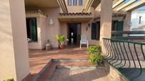 Terrace of House or chalet for sale in Algeciras  with Air Conditioner, Heating and Private garden