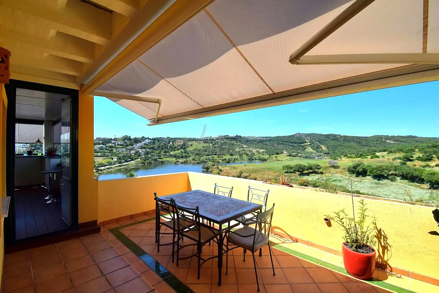 Terrassa de Àtic en venda en Sotogrande amb Aire condicionat, Terrassa i Traster