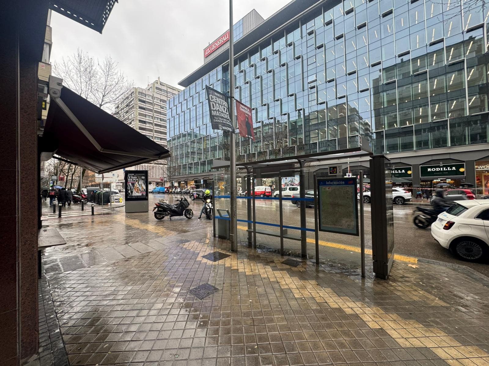Vista exterior de Oficina de alquiler en  Madrid Capital con Calefacción y Trastero