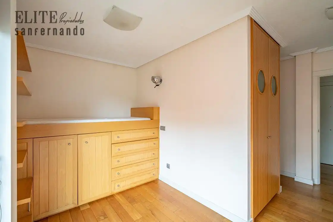 Habitación de Piso en venta en Santander con Calefacción, Jardín privado y Parquet