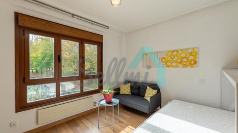 Foto 2 de Estudi de lloguer a Tito Bustillo, Ciudad Naranco - Prados de La Fuente, Oviedo