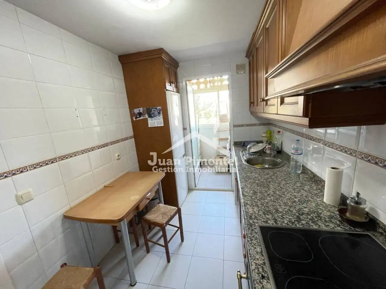 Cuina de Pis en venda en Estepona amb Moblat i Balcó