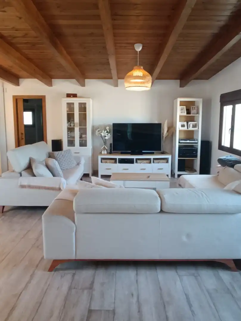 Living room of Houses for sale in Mejorada del Campo  with Heating, Private garden and Storage room