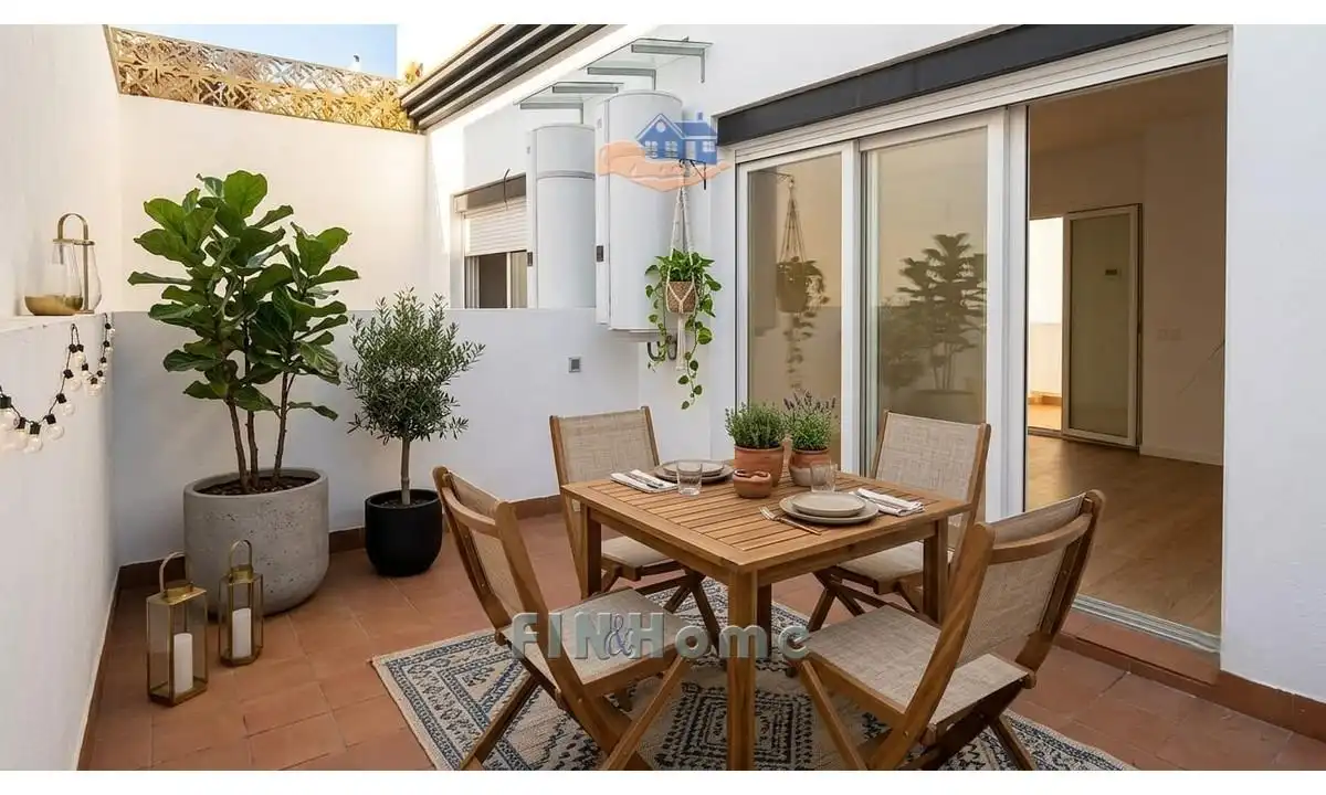 Terraza de Piso en venta en Sevilla con Aire acondicionado y Calefacción