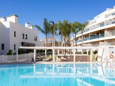 Ático con piscina en venta en Benalauria