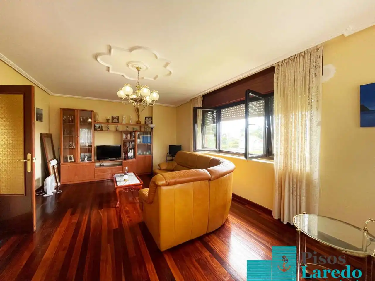 Living room of Houses for sale in Argoños   with Heating, Private garden and Parquet flooring